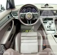 2023 Porsche Panamera