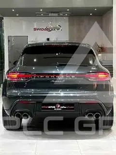 2023 Porsche MACAN