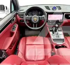 2023 Porsche MACAN
