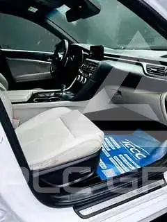 2023 Genesis G70