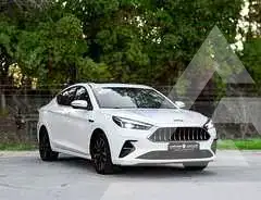2023 JAC J7