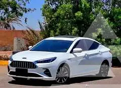 2023 JAC J7
