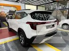 2024 KIA Seltos