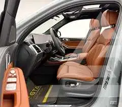 2025 BMW X7
