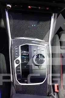 2025 BMW 320
