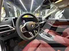 2025 BMW 320