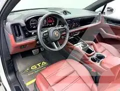 2025 Porsche Cayenne