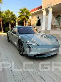 2025 Porsche Taycan