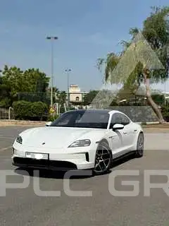 2025 Porsche Taycan