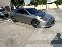 2025 Lexus ES