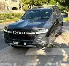 2025 Toyota LAND CRUISER