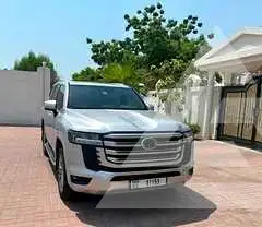2025 Toyota LAND CRUISER