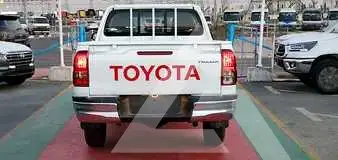 2025 Toyota Hilux