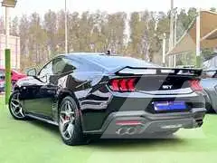 2025 Ford MUSTANG