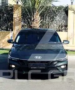 2025 Hyundai Elantra