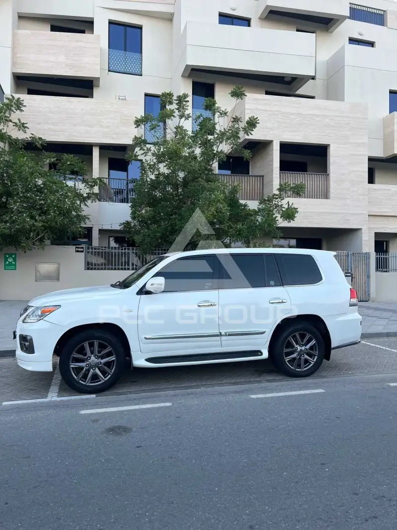 2009 Lexus LX570