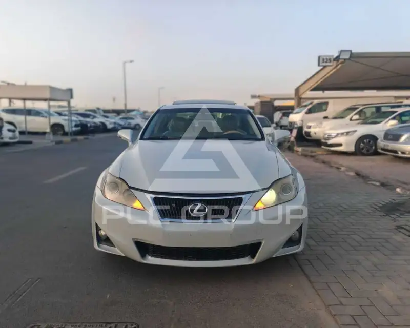 2011 Lexus IS300