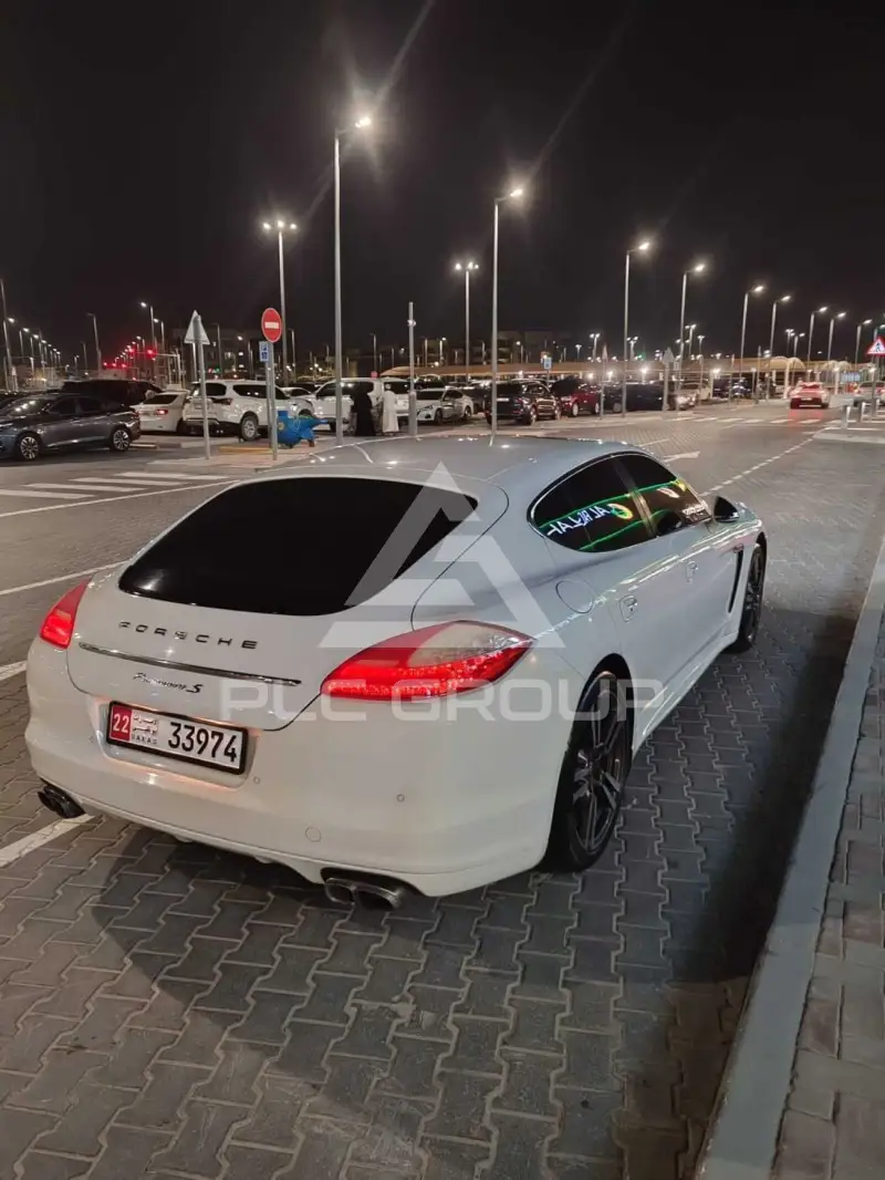 2012 Porsche Panamera