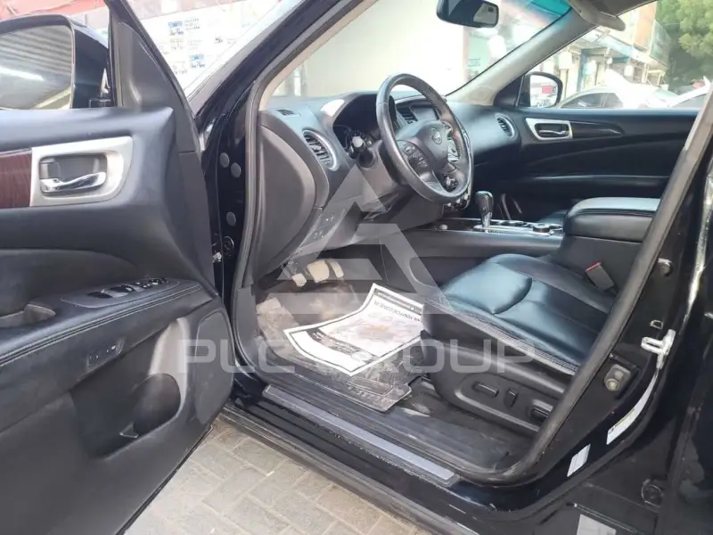 2013 Nissan PATHFINDER