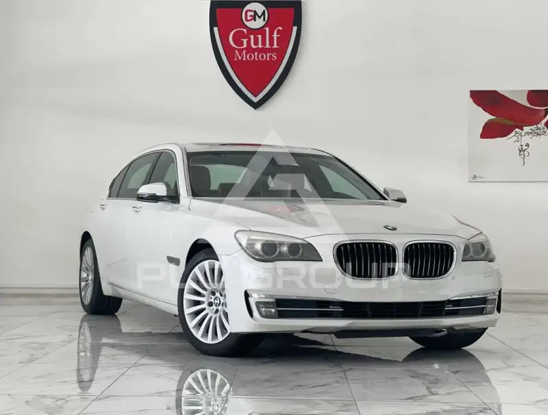 2013 BMW 740