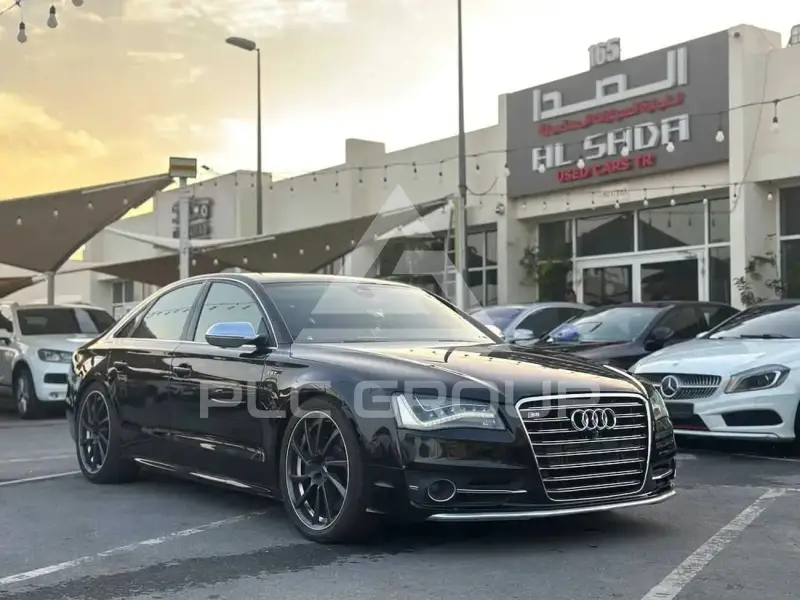 2013 Audi S8