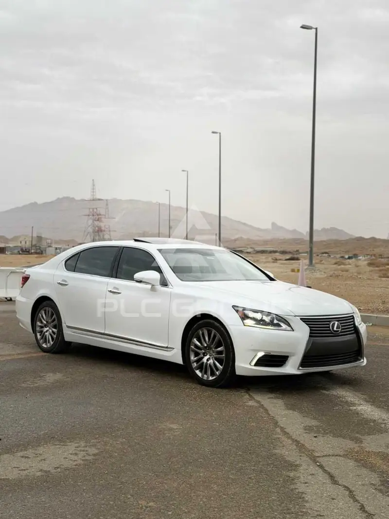 2013 Lexus LS460