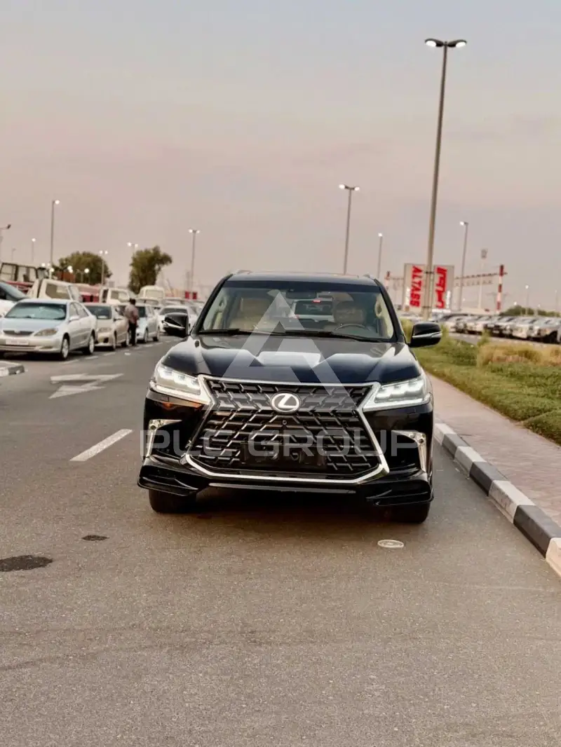 2013 Lexus LX570