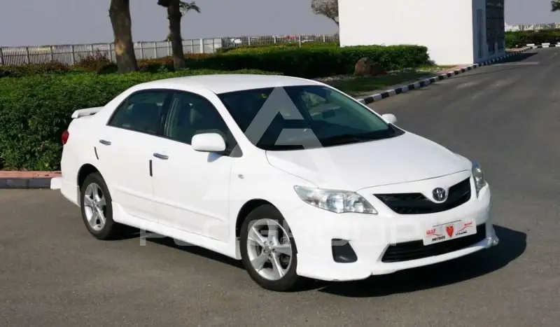 2013 Toyota COROLLA
