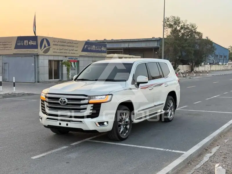 2013 Toyota LAND CRUISER
