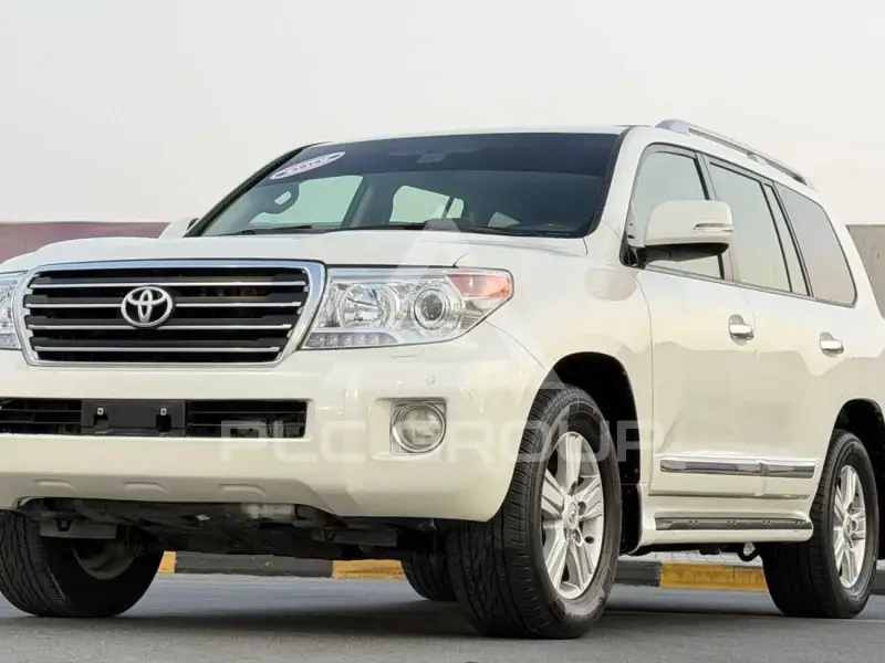 2013 Toyota LAND CRUISER