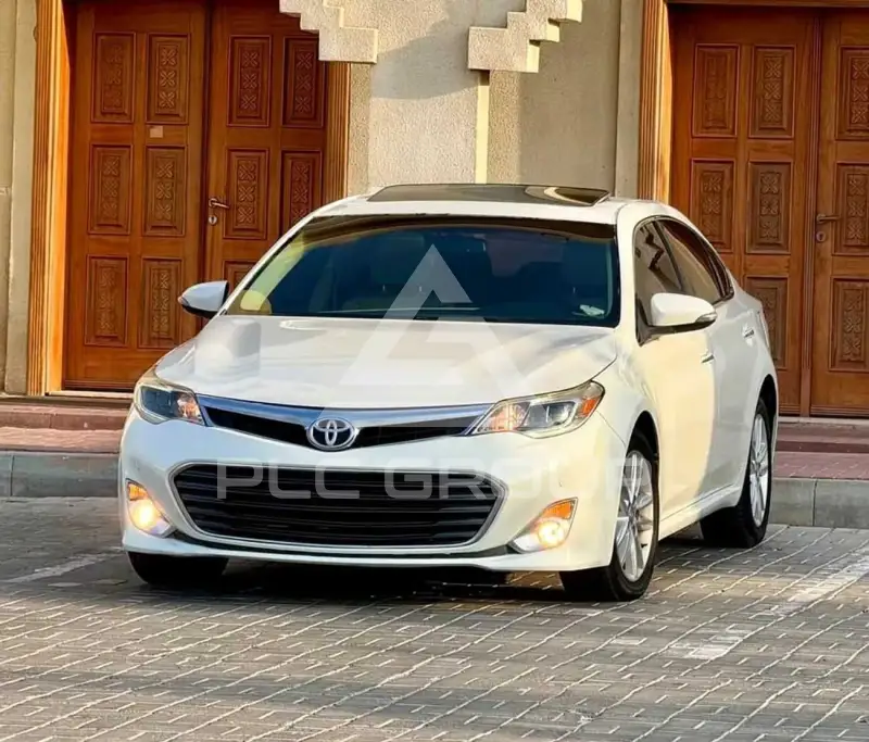 2013 Toyota AVALON