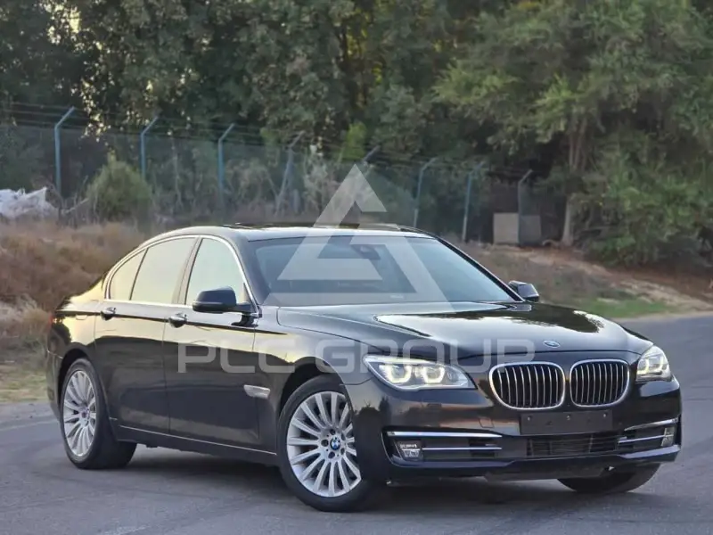 2014 BMW 730