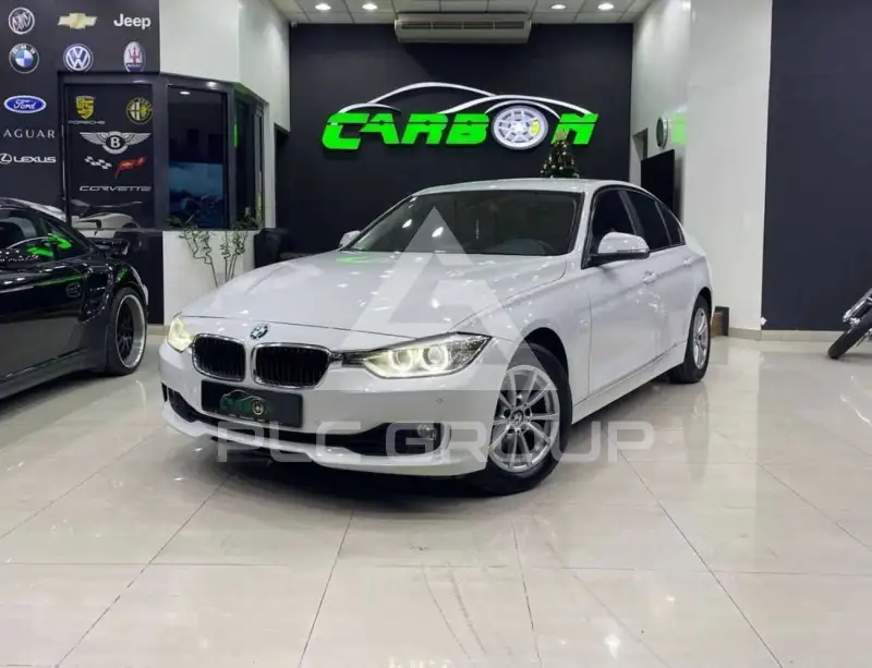 2014 BMW 320