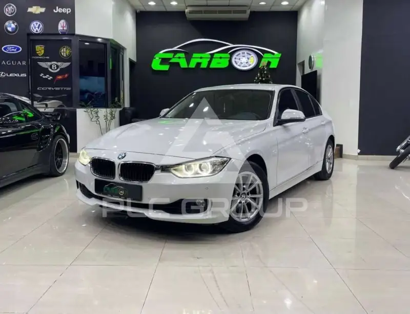 2014 BMW 320