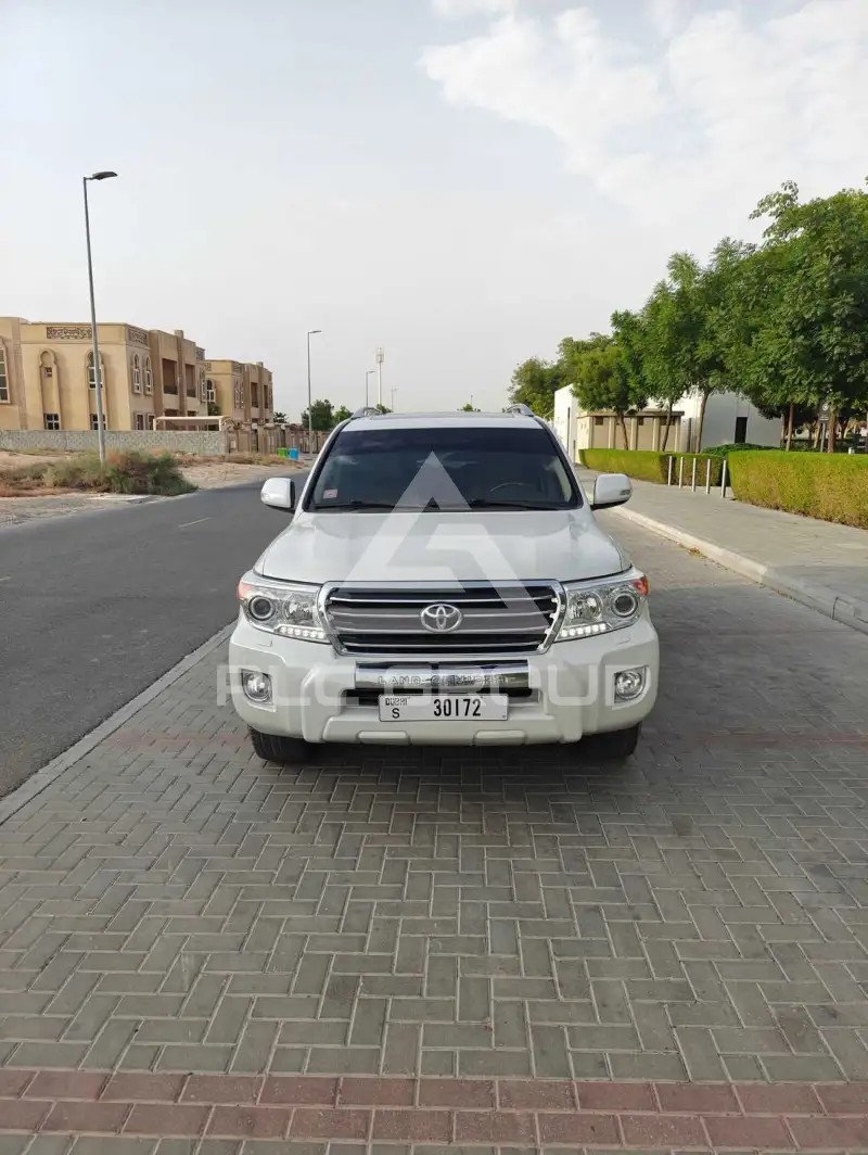 2014 Toyota LAND CRUISER