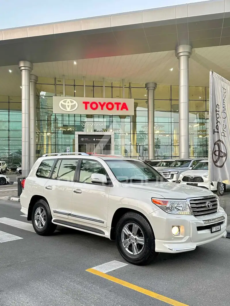 2014 Toyota LAND CRUISER