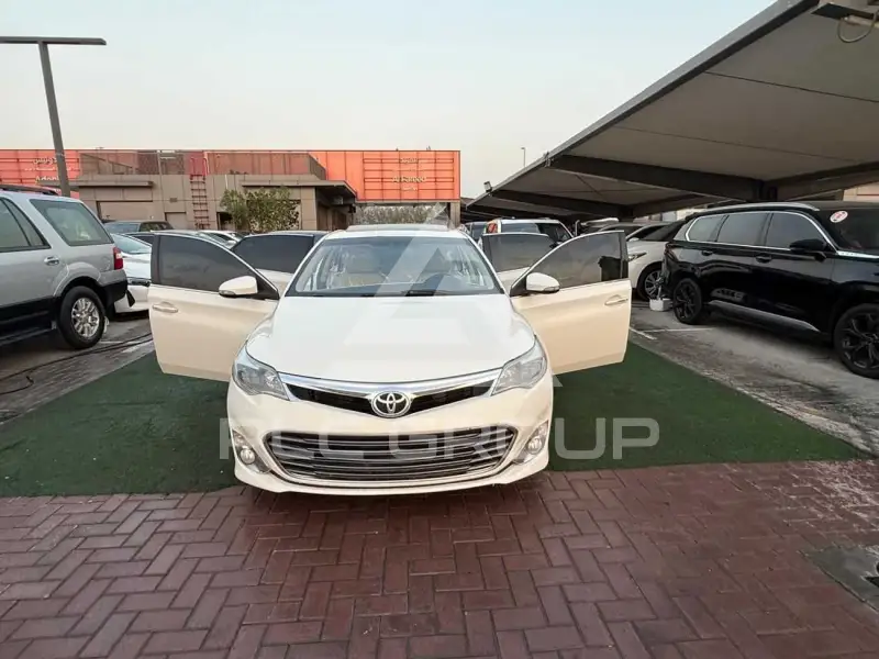 2014 Toyota AVALON