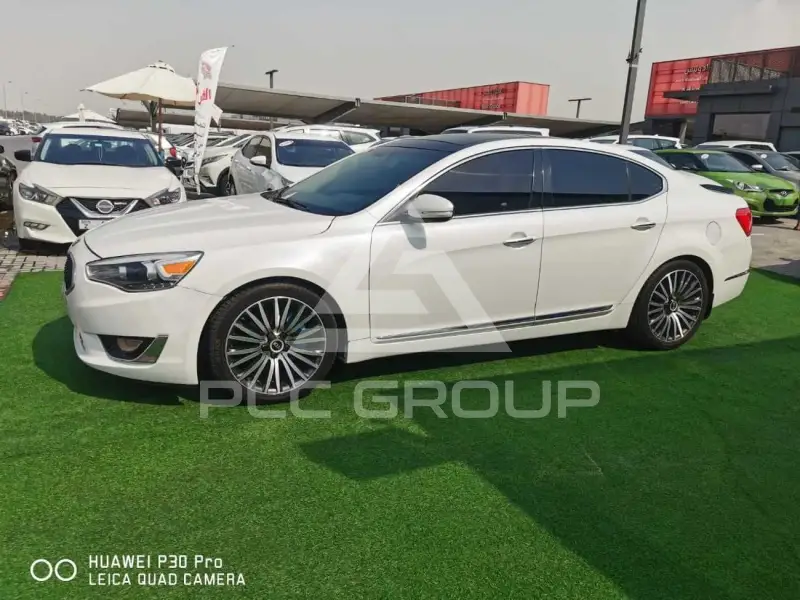 2014 KIA Cadenza