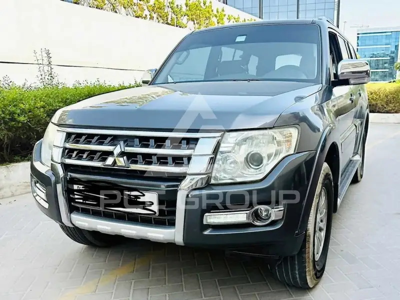 2015 Mitsubishi PAJARO