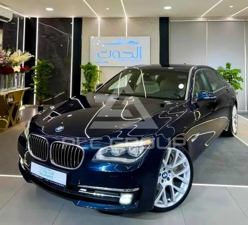 2015 BMW 730