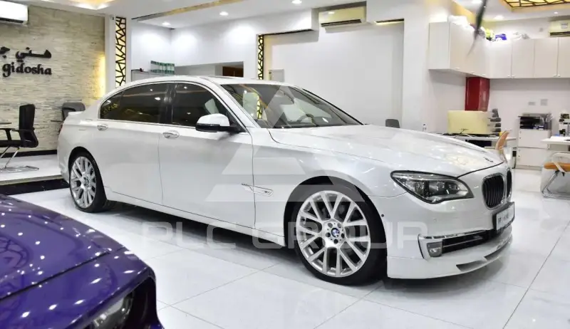 2015 BMW 730