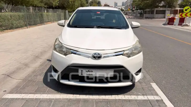 2015 Toyota YARIS