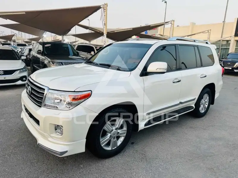 2015 Toyota LAND CRUISER