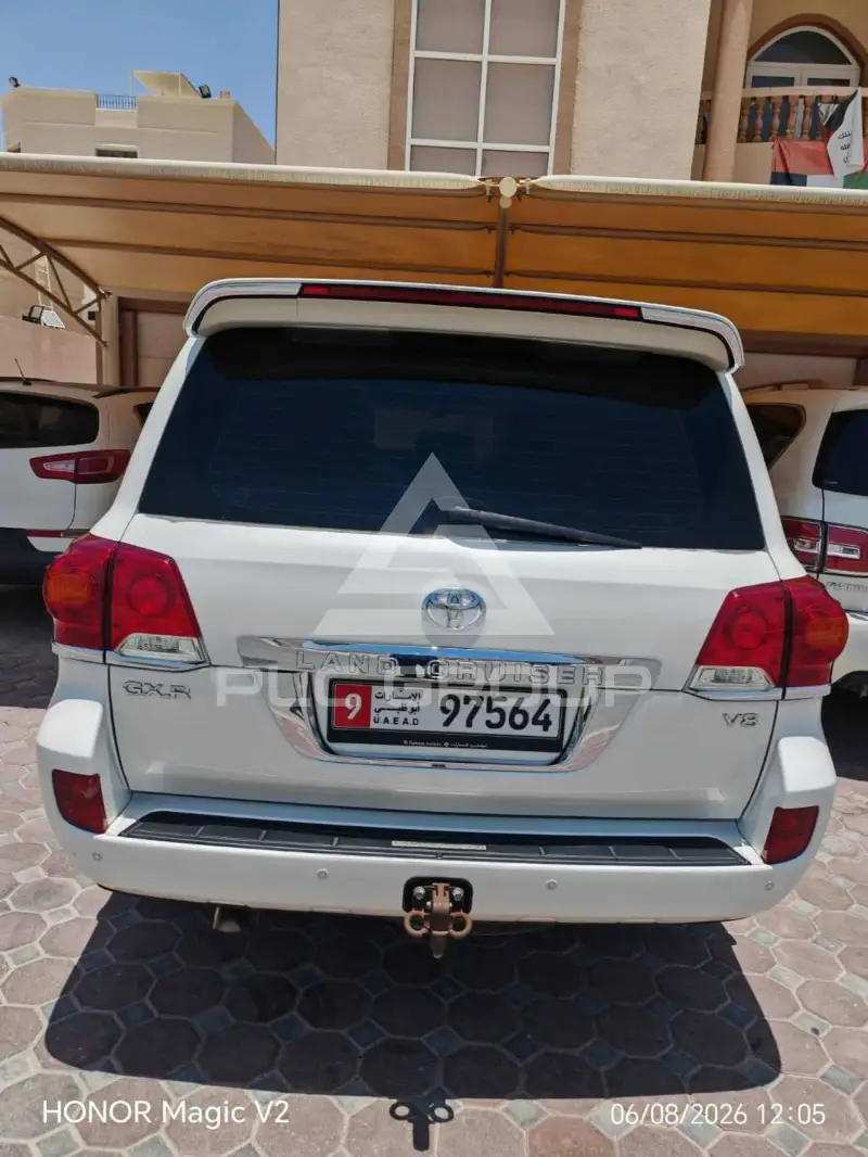 2015 Toyota LAND CRUISER