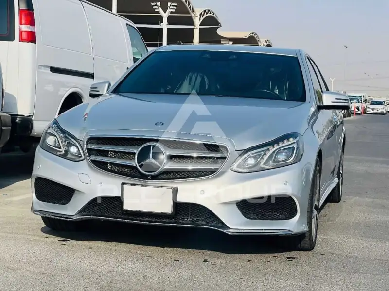 2015 Mercedes Benz E 300