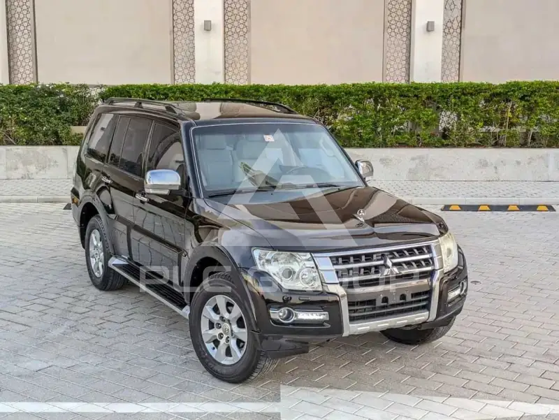 2016 Mitsubishi PAJARO