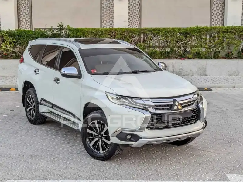 2016 Mitsubishi MONTERO