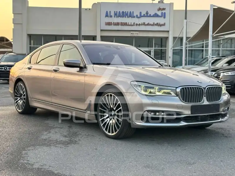 2016 BMW 750