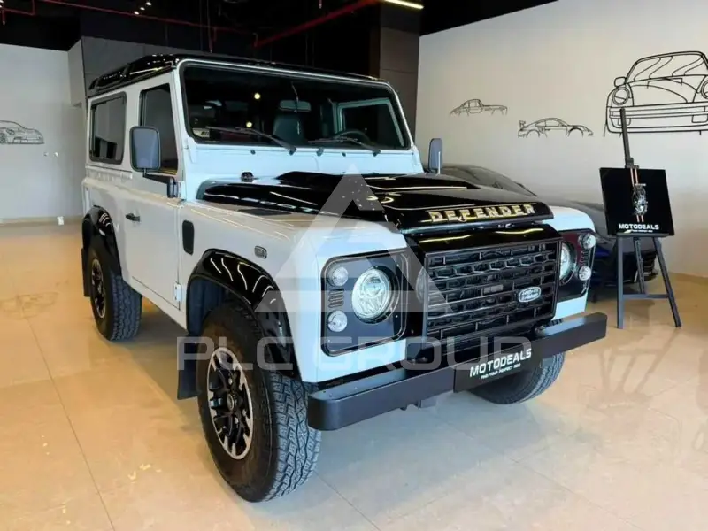 2016 Land Rover DEFENDER