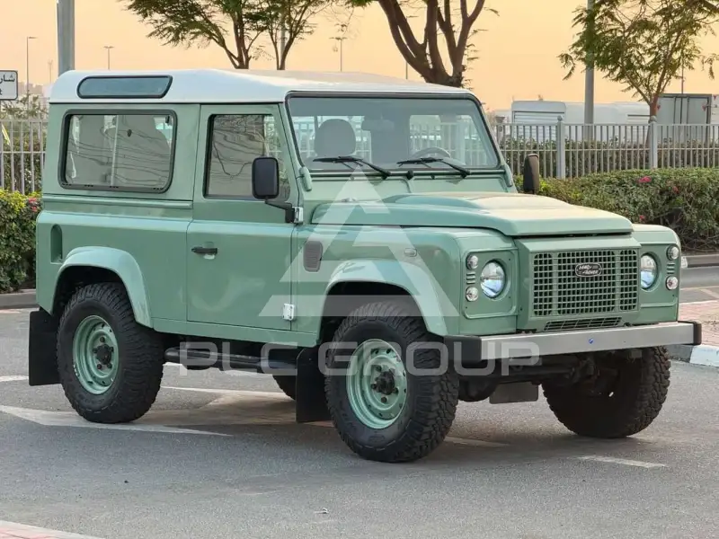 2016 Land Rover DEFENDER